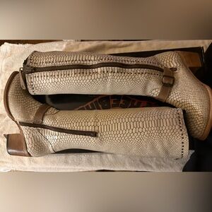 Freebird Heeled Boots - white snake. Carson size 9. Almost new
